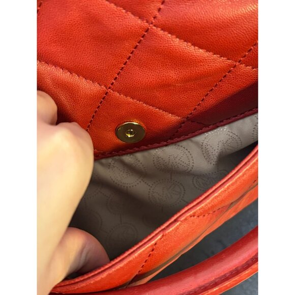 Michael Kors Red Quilted Leather Shoulder Handbag With Gold Chain Strap - Picture 7 of 10